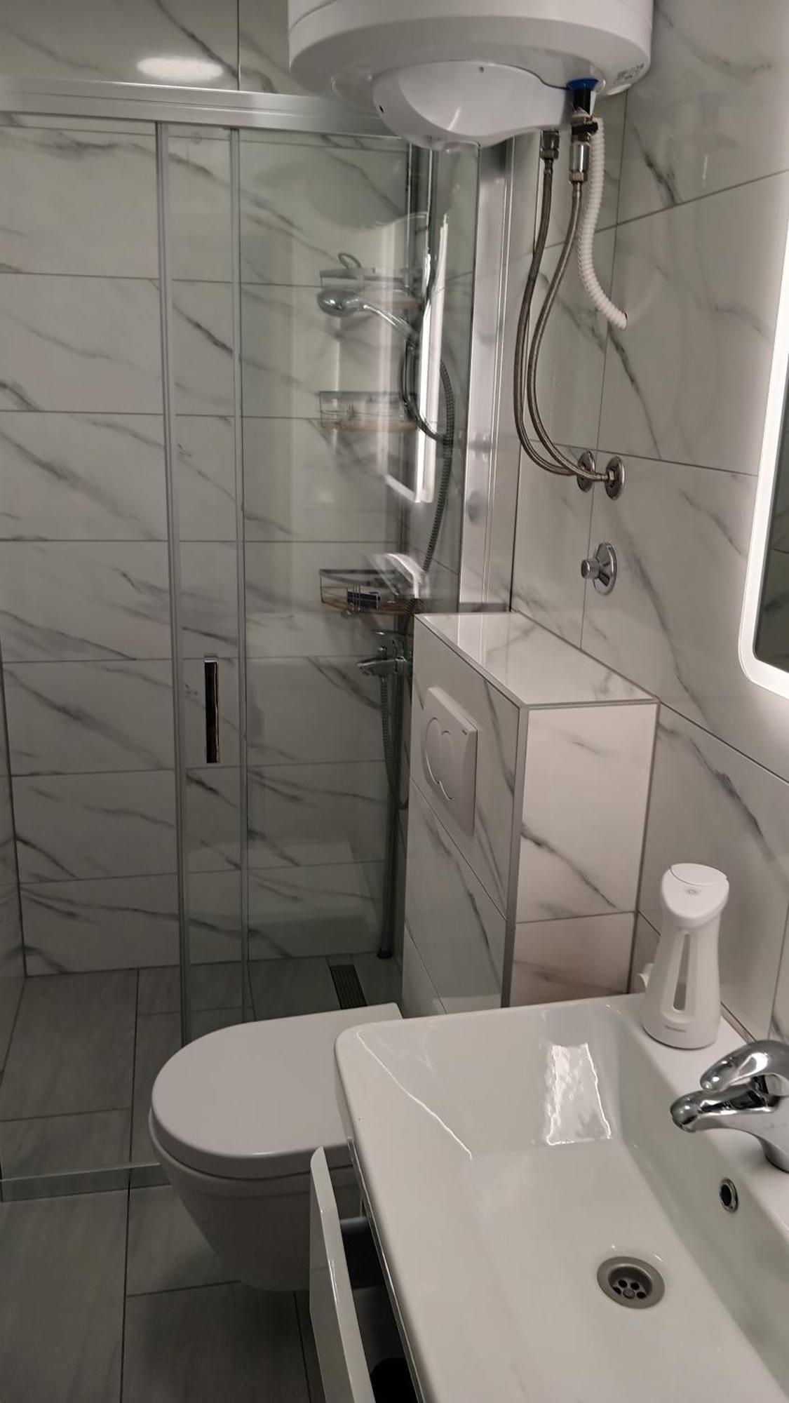 Artneo Apartmani Novalja Bagian luar foto