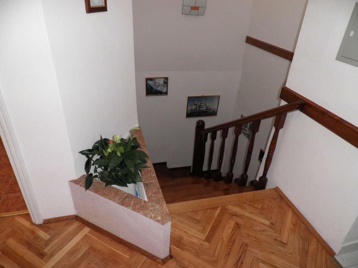 Artneo Apartmani Novalja Bagian luar foto